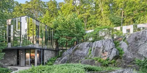 This $15 Million Mirror House Makes Nature Part of Its Architecture