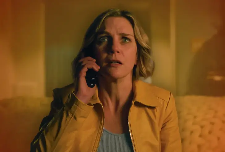 Pluribus teaser scene main character Carol Sturka, played by Rhea Seehorn